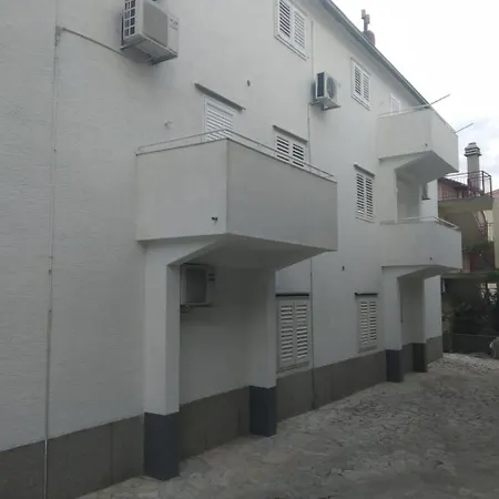 Gasthuis Gracijana 3*